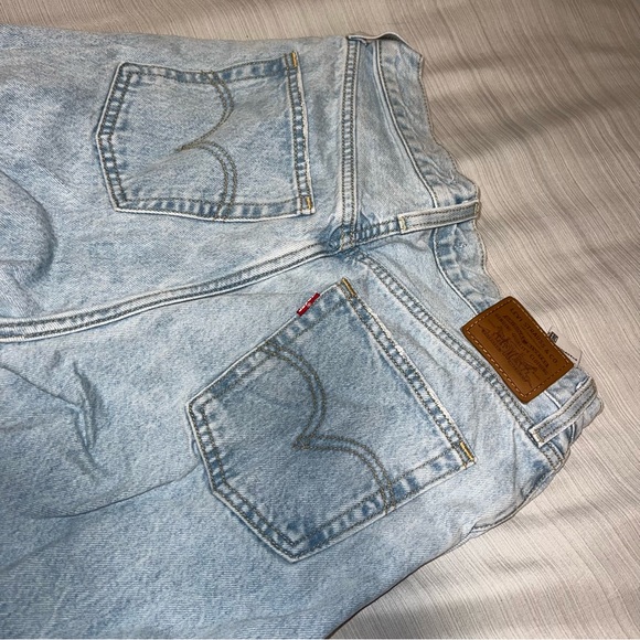 Levi’s Ribcage Straight Ankle - Picture 3 of 9